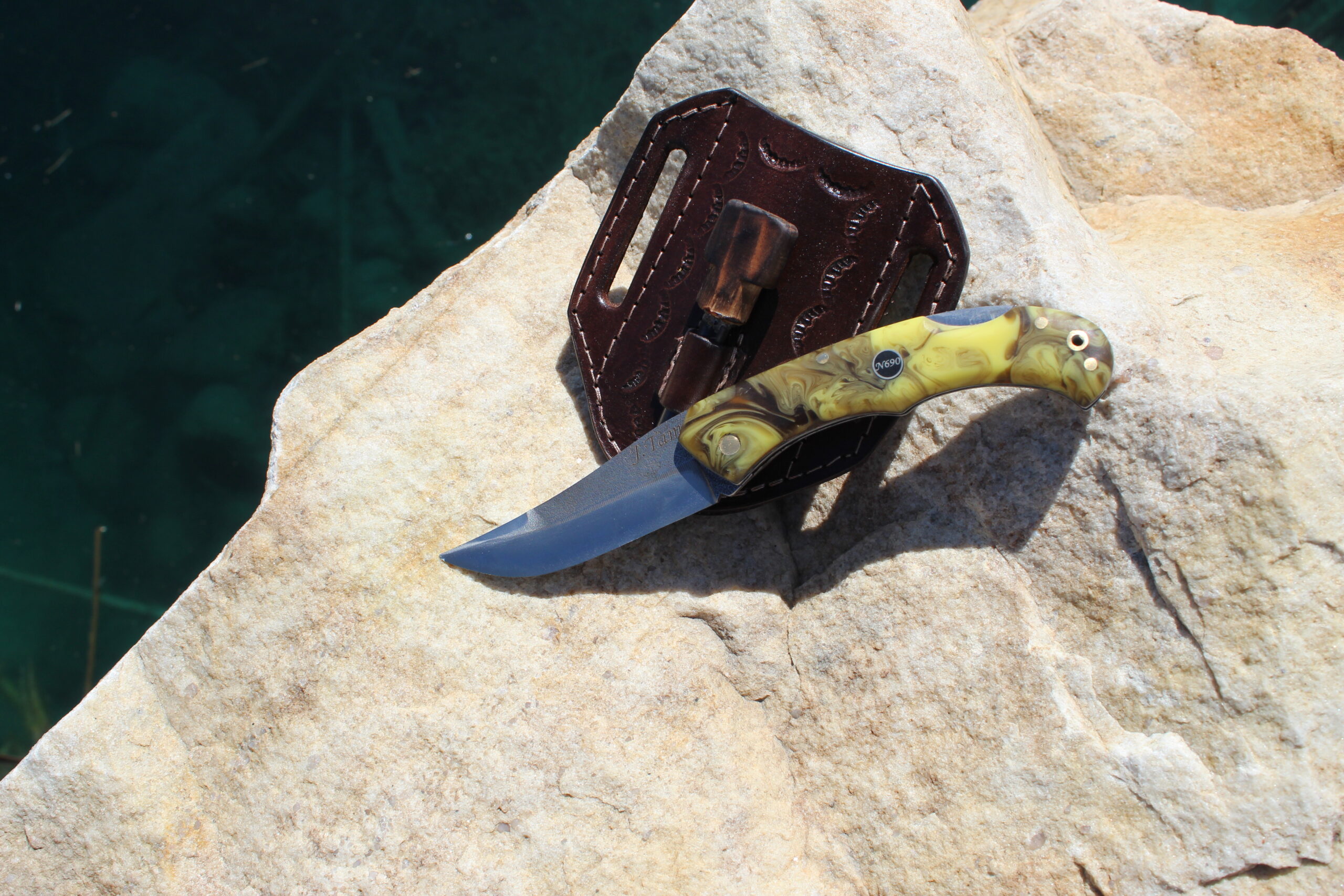 Folding Resin handle 2